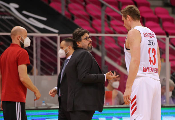 插上的前腰 插上的前腰